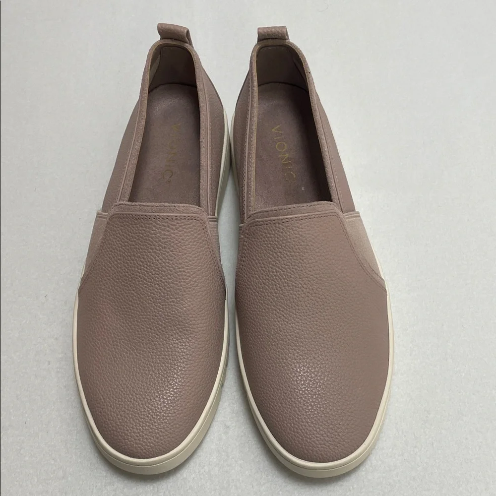 Vionic Cambria Slip On Sneakers in Magnolia Dusk